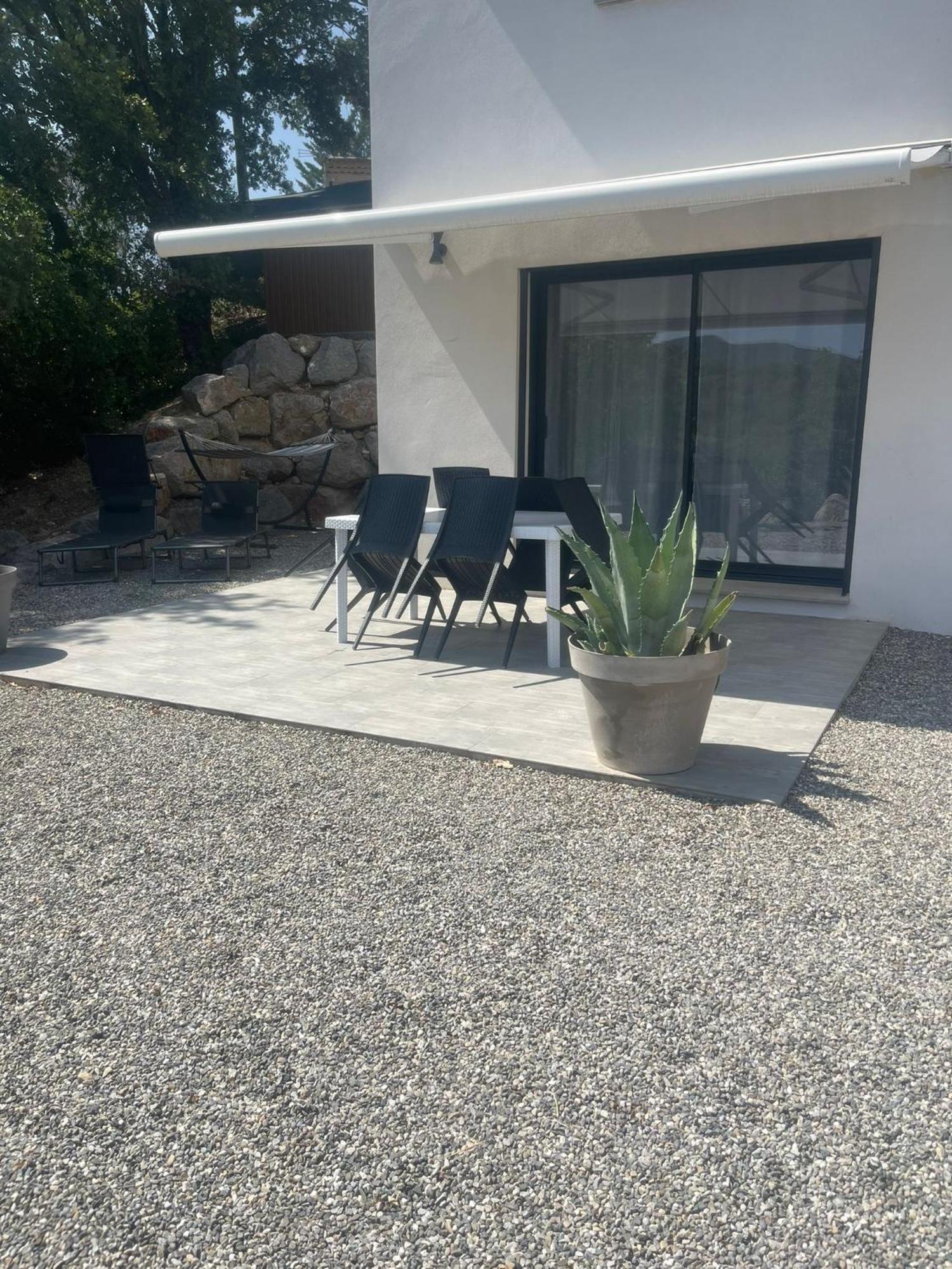 Apartamento Coeur De Provence Gréoux-les-Bains Exterior foto